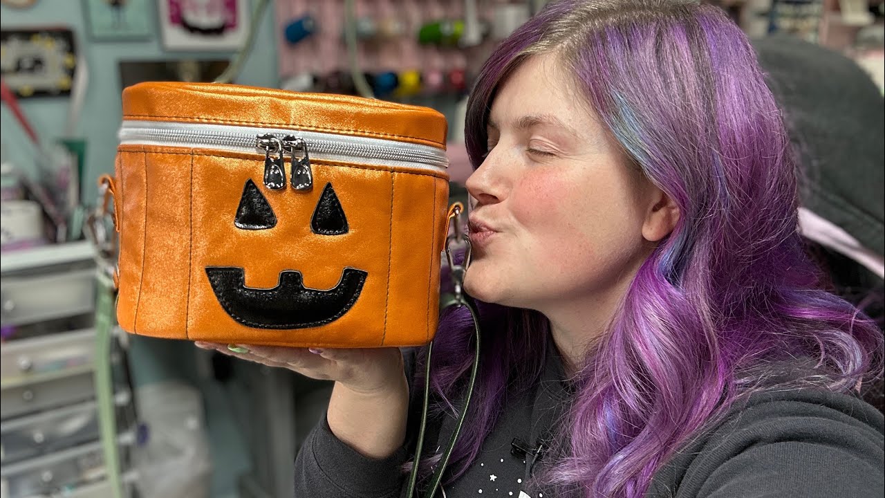Cut & Sew : Making The Teresita Train Case by Oro Rosa Patterns