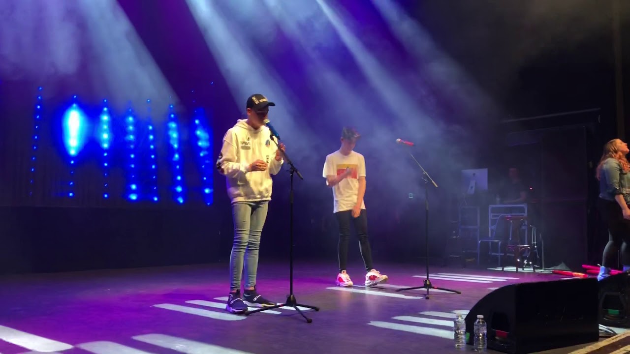 max and harvey nervous