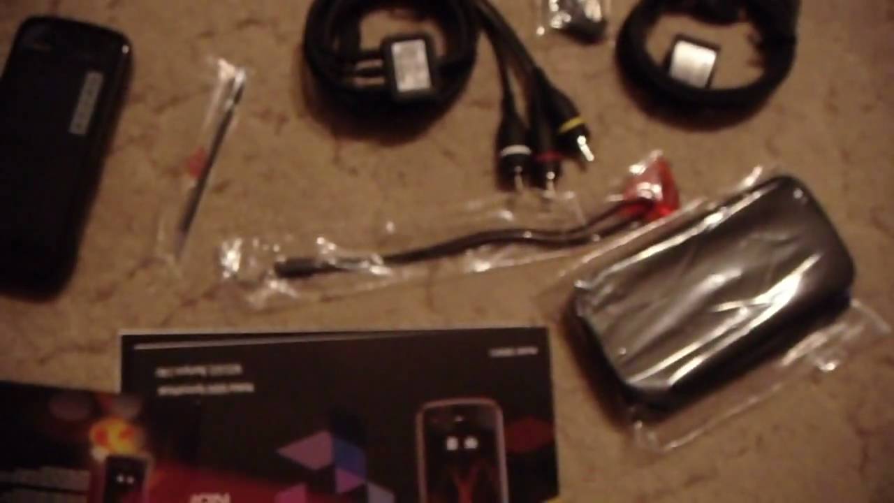 Nokia 5800 What's Inside the Box