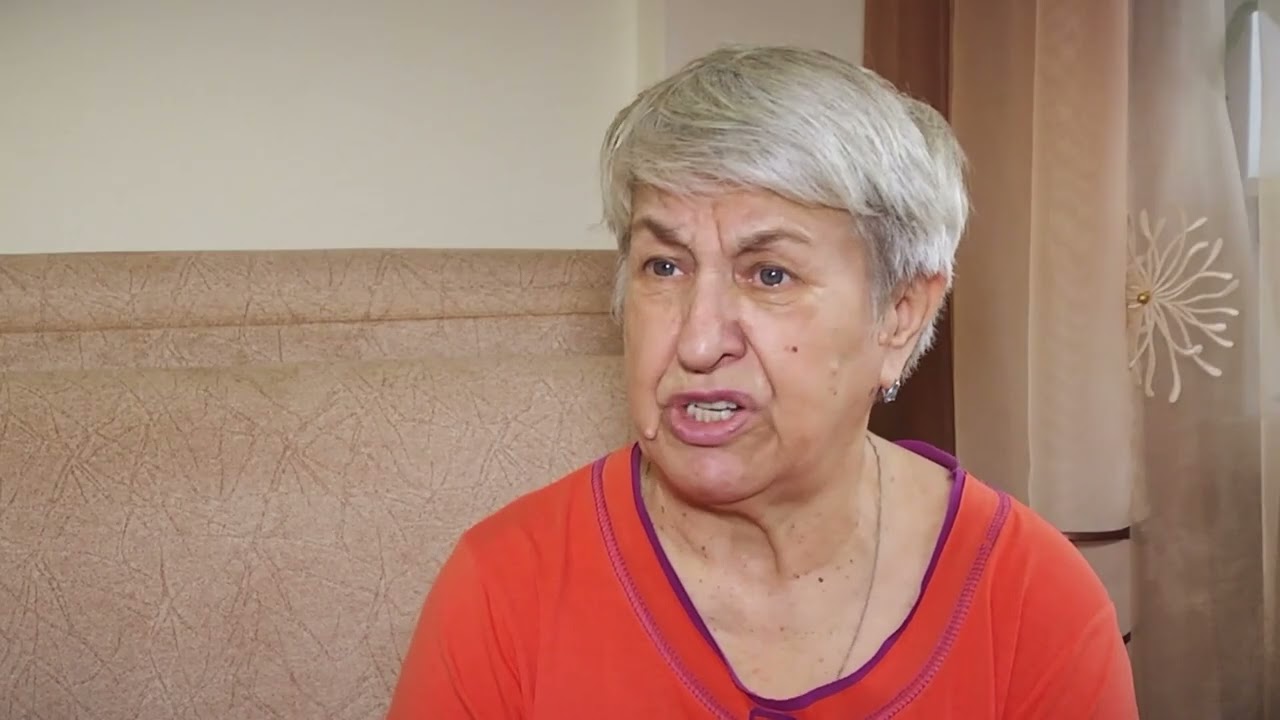 Пенсионерка из Новосибирска набрала кредитов и продала квартиру по указке телефонных мошенников