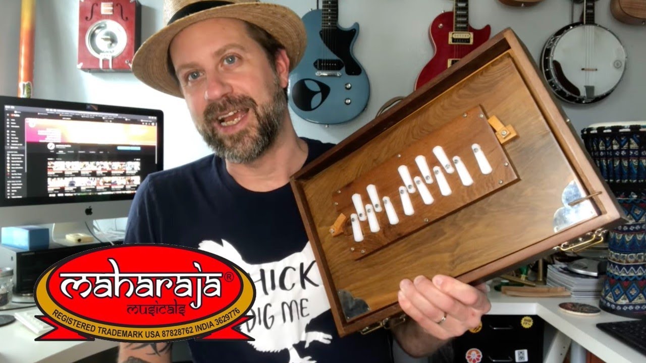 Распаковка Shruti Box от Maharaja Musicals (и мой первый опыт игры в нее!)
