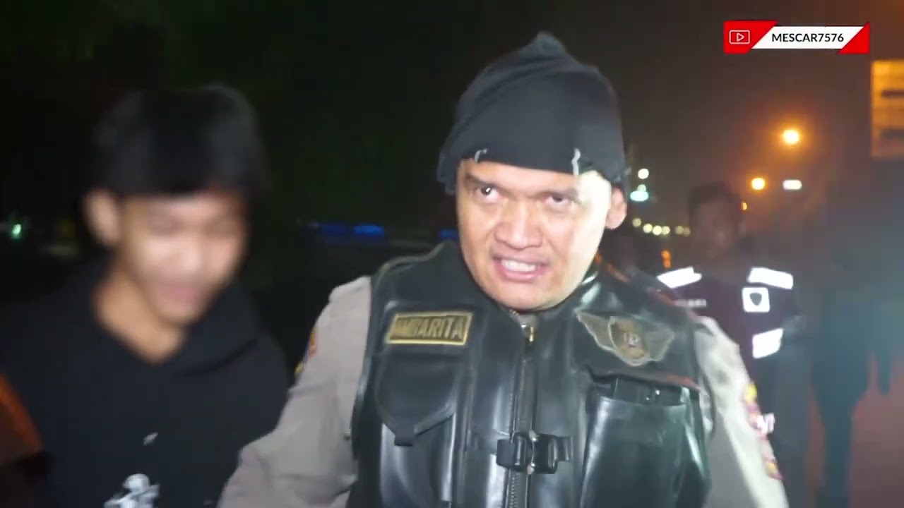 PEM4L4K SUPIR TRUK dan PELAKU T4WUR4NN