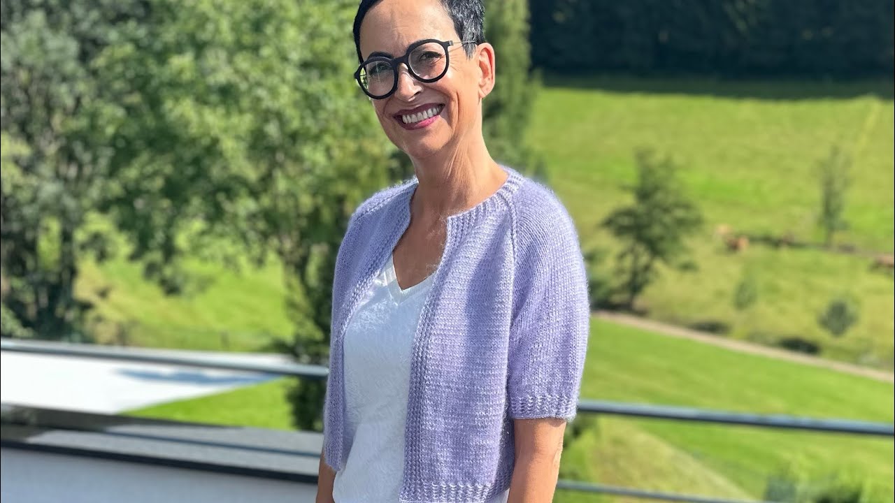 CATELYN Cardigan - Classic Top-Down Raglan (RVO) - Knitting Inspiration