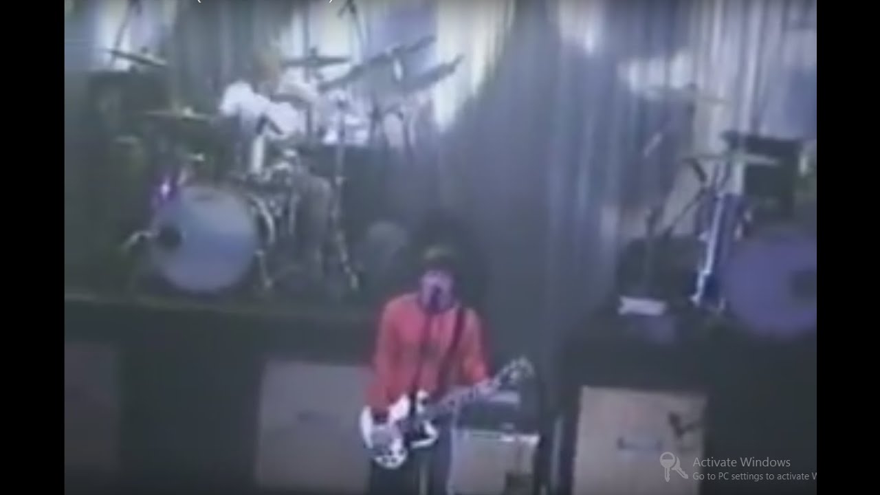 Foo Fighters - This is a Call (Dave Grohl on drums)