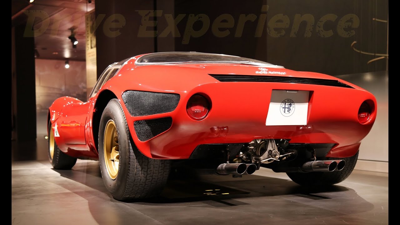 С историческим тест-драйвером в Историческом музее Alfa Romeo - Давиде Чирони