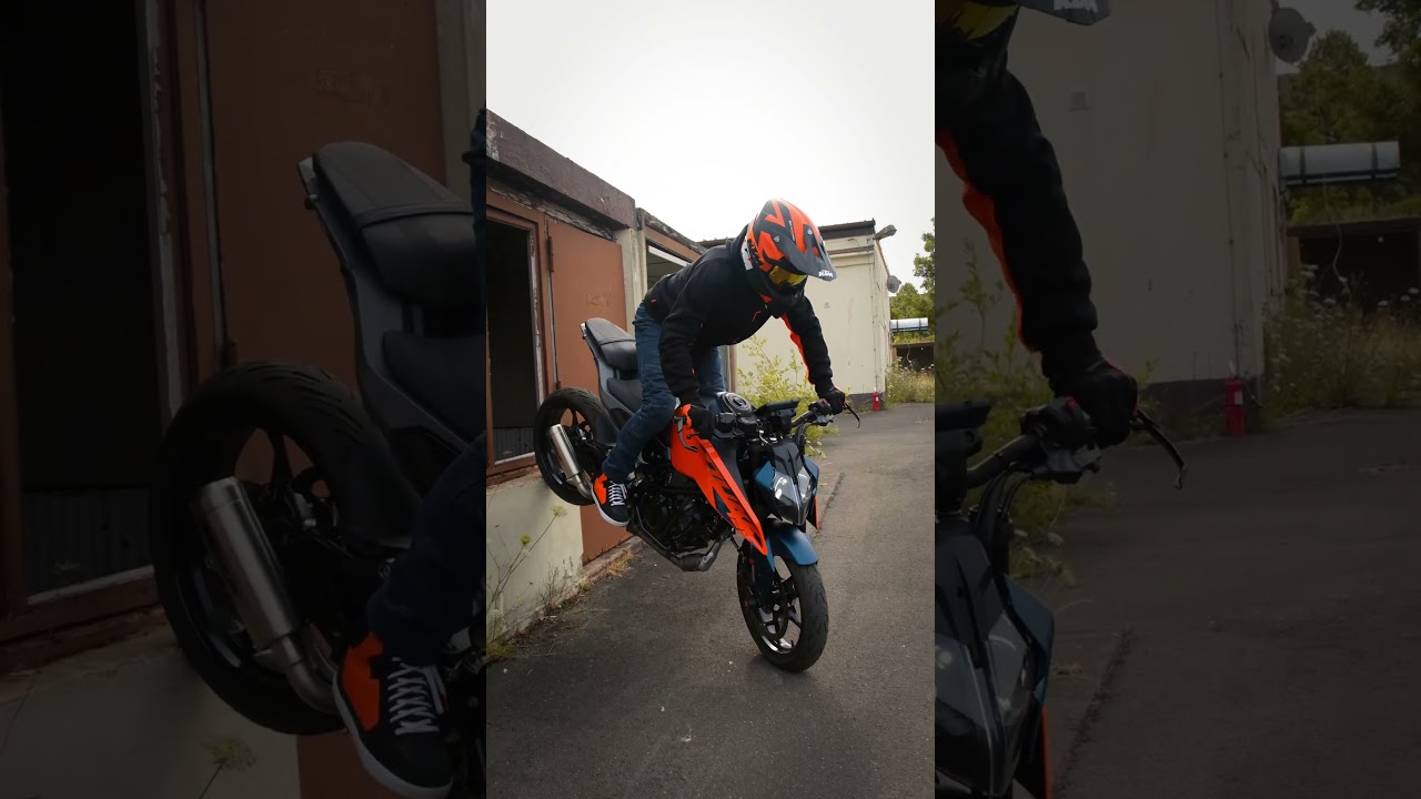 Styling it up on the 2024 KTM 125 DUKE!