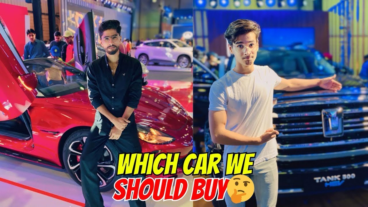Which Car Should We Buy? 🤔 | Fast Wheels Expo Karachi 2025 | Supercar & Luxury Car Reviews 🚘