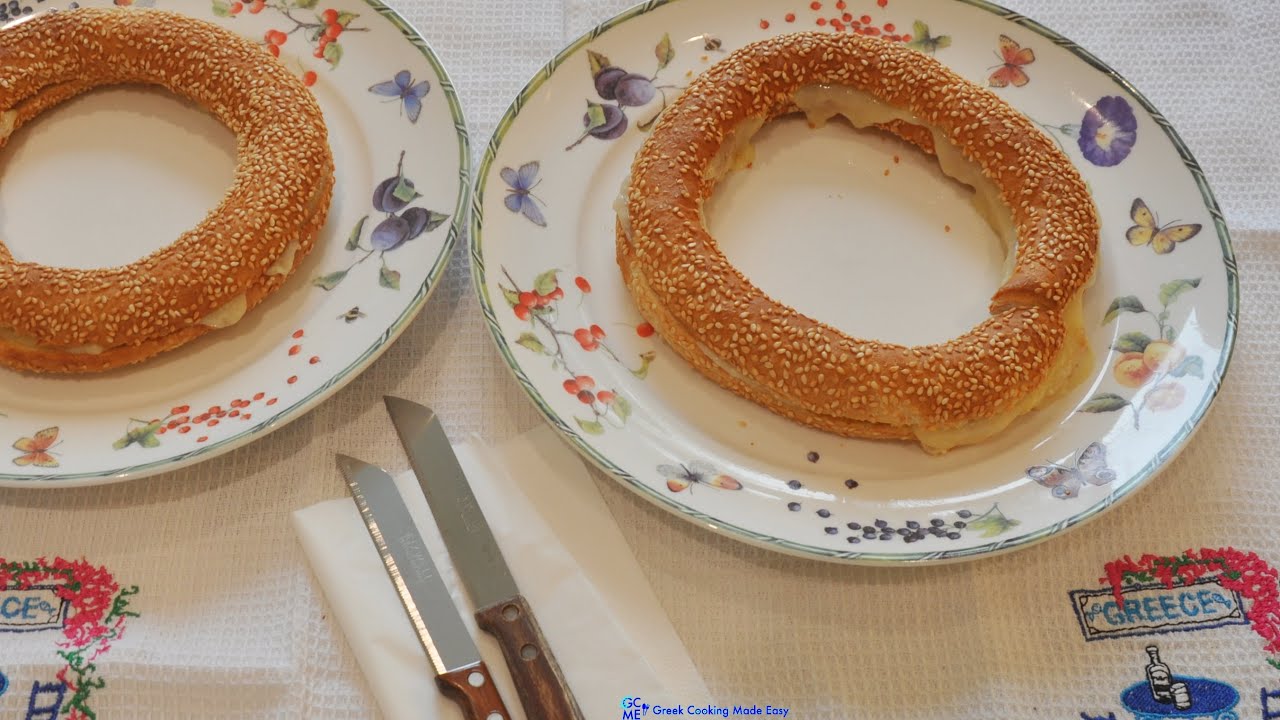 #Shorts - Greek Sesame Bread Rings aka Koulouria Thessalonikis Toast &ndash; &Kappa;&omicron;&upsilon;&lambda;&omicron;ύ&rho;&iota;&alpha; &Theta;&epsilon;&sigma;&sigma;&alpha;&lambda;&omicron;&nu;ί&kappa;&eta;&sigmaf; &Tau;ό&sigma;&tau;