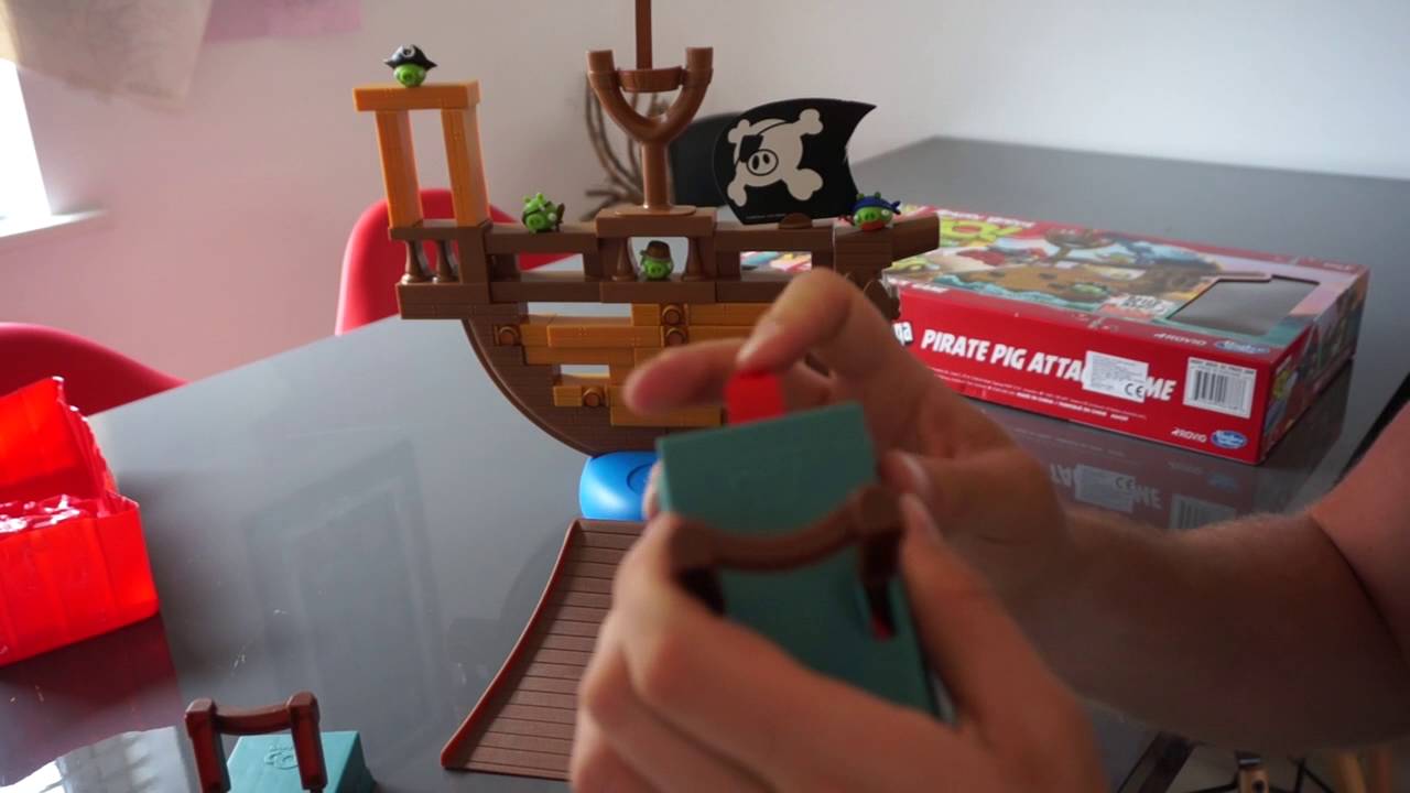Angry Birds Go! Pirate Pig Attack Game unboxing and Review