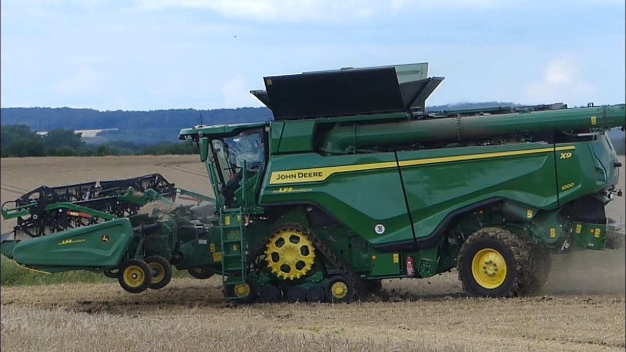 2x John Deere X9 1000 in der Wintergerste- Ernte 2024