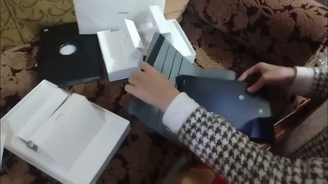 تابلت الثانويه العامه (شيلوني بحنيه اصل لو وقعت واتكسرت.) 😣انتم اللي هتنتفخوا😁 قرارمن ضمن القرارات 😥