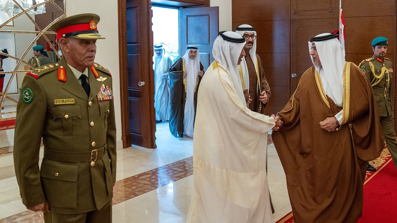 HRH the Crown Prince and Prime Minister departs the Kingdom of Bahrain for the United Arab Emirates