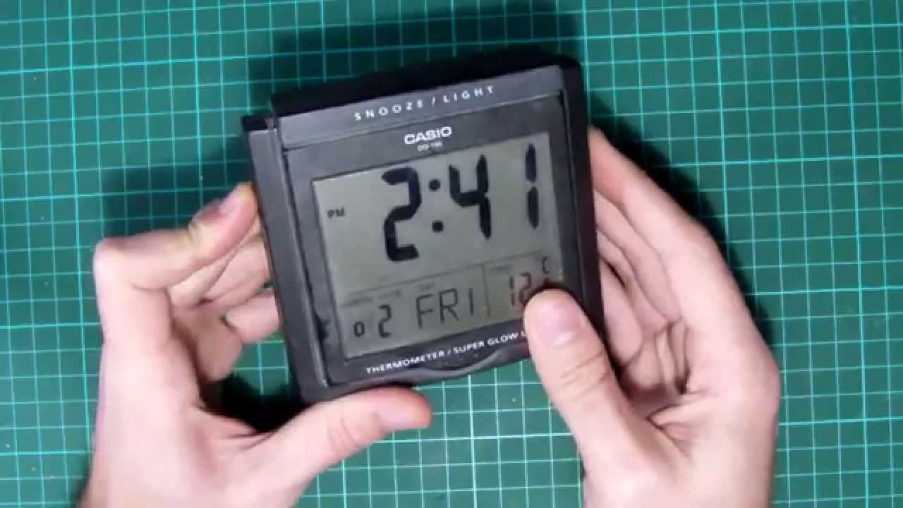 limpiando los contactos de un display lcd de reloj