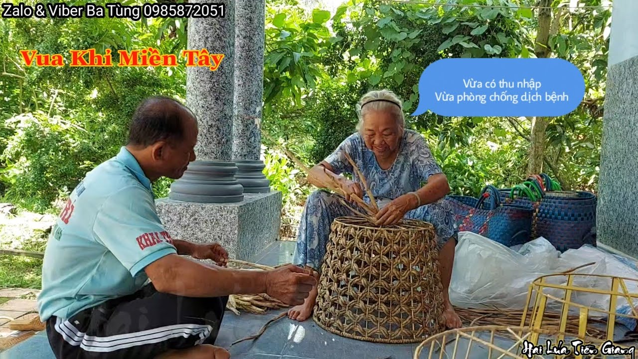 Vua Khỉ (Ba Tùng) mở rộng tầm mắt với nghề đan Lục Bình thủ công Trong thời hiện đại 4.0