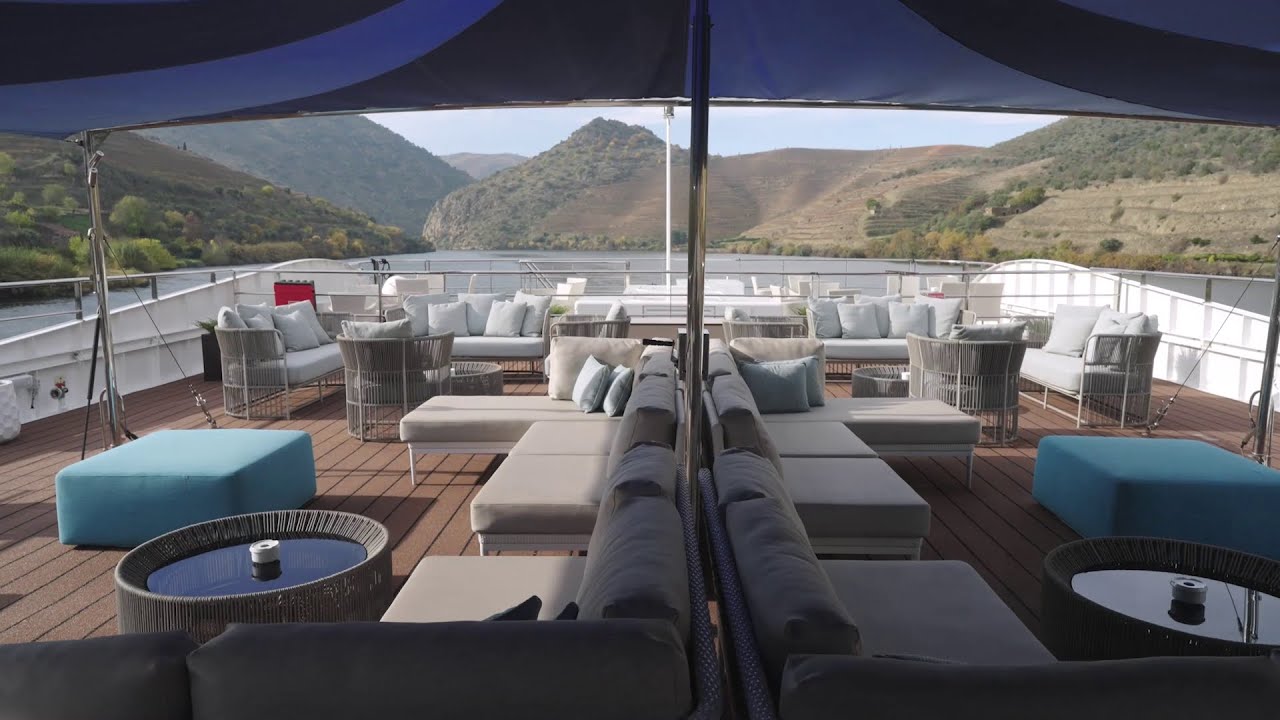 Meet the S.S. S&atilde;o Gabriel, our Super Ship on the Douro River