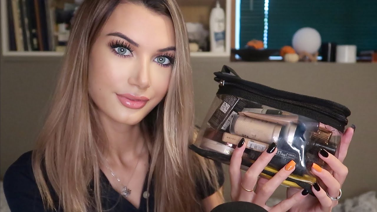 ASMR💕What's In My Makeup Bag