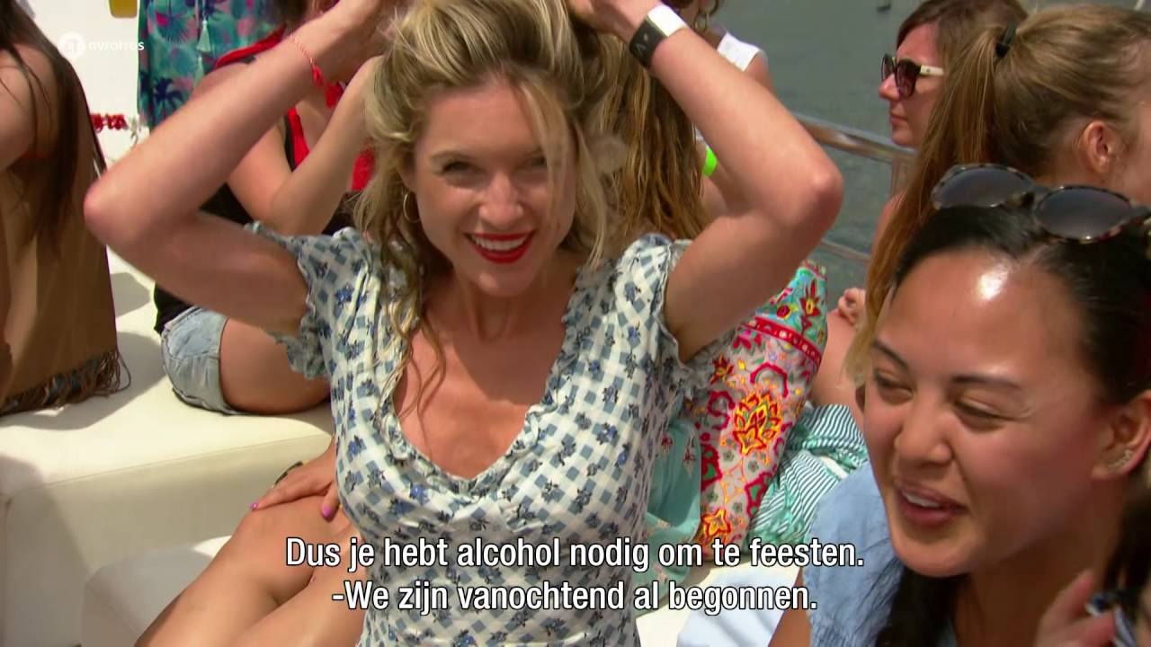 Alle remmen los op The Beautiful People Boat | Lauren! op Ibiza