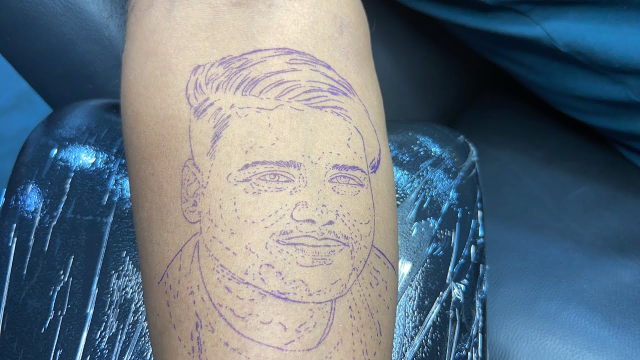 Portrait tattoo live