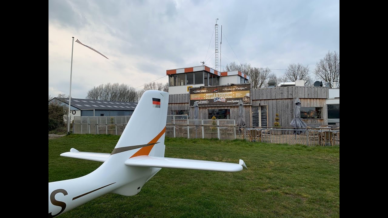 VFR flight to Hoogeveen 2020 (with ATC)