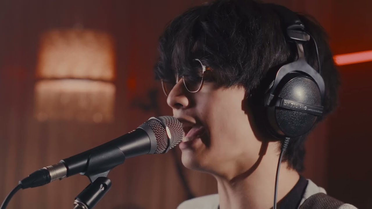 MICO - Payphone [Maroon 5 Cover] (Live at House of Hearts)