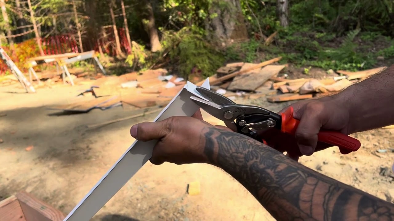 How to bend a flashing end dam?