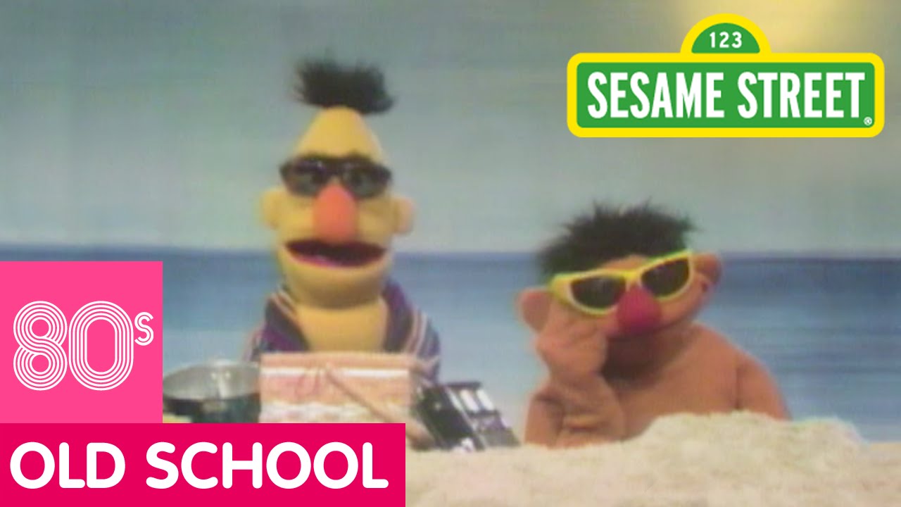 Sesame Street: Bert and Ernie Go to the Beach