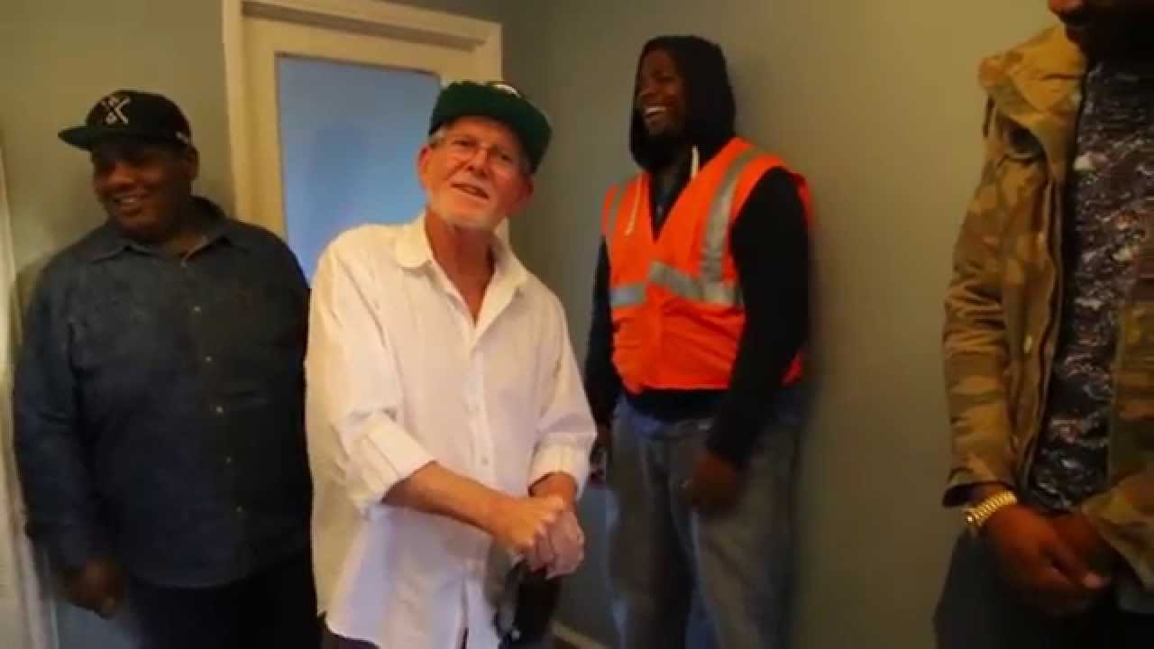 @OG_Pollard & da #OGSquad in LA meeting with producer @Trak_D & designer Gordy from @Urban_Trademark
