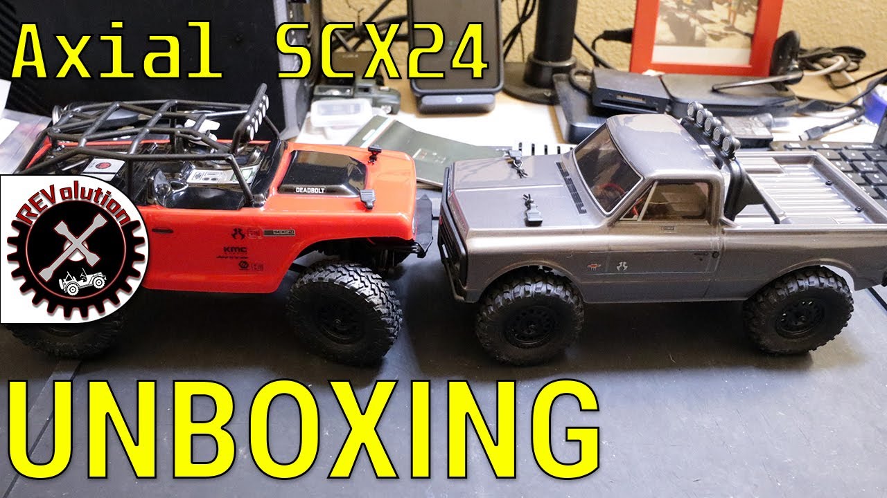 Axial SCX24 Deadbolt and Chevy C10 - Unboxing
