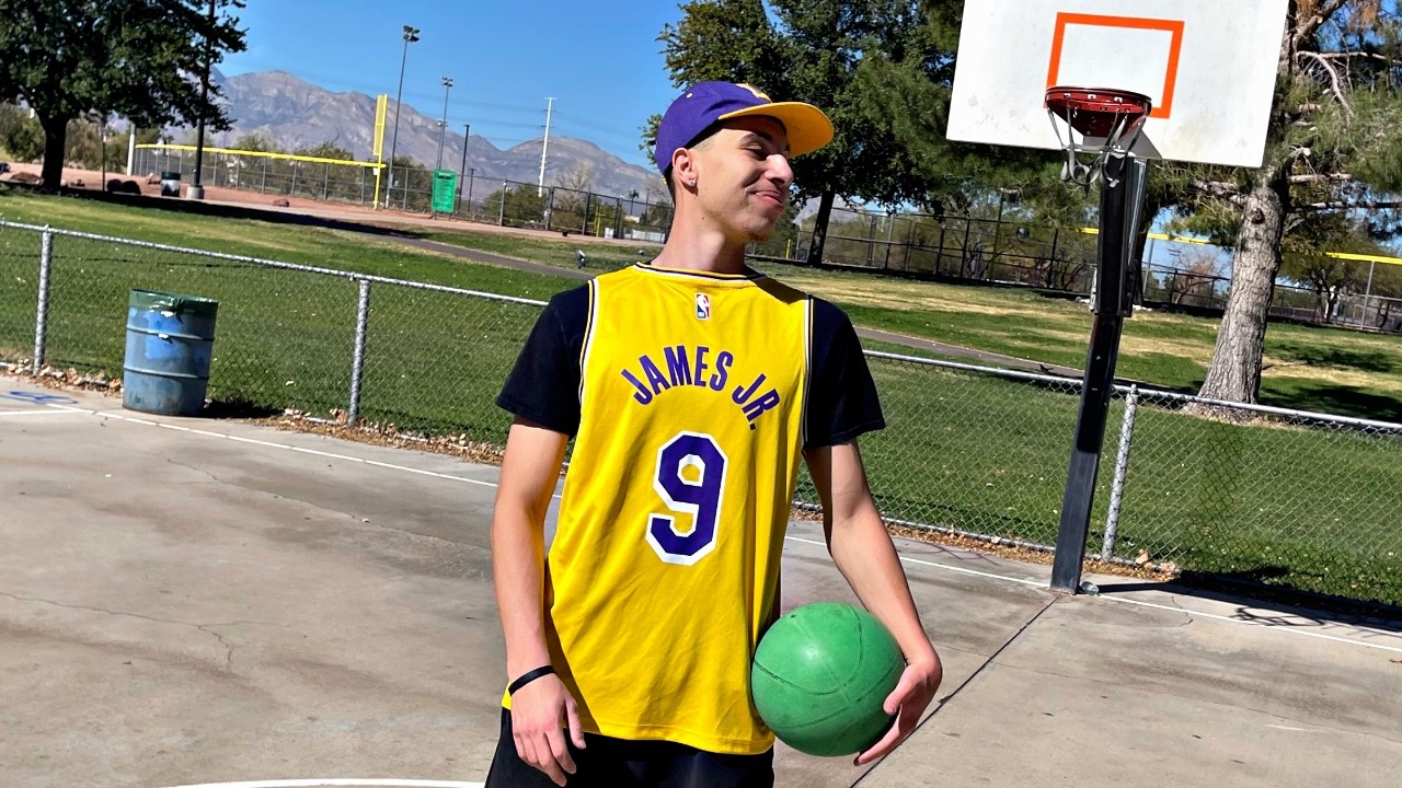 The OBSESSED Bronny James Fan Be Like