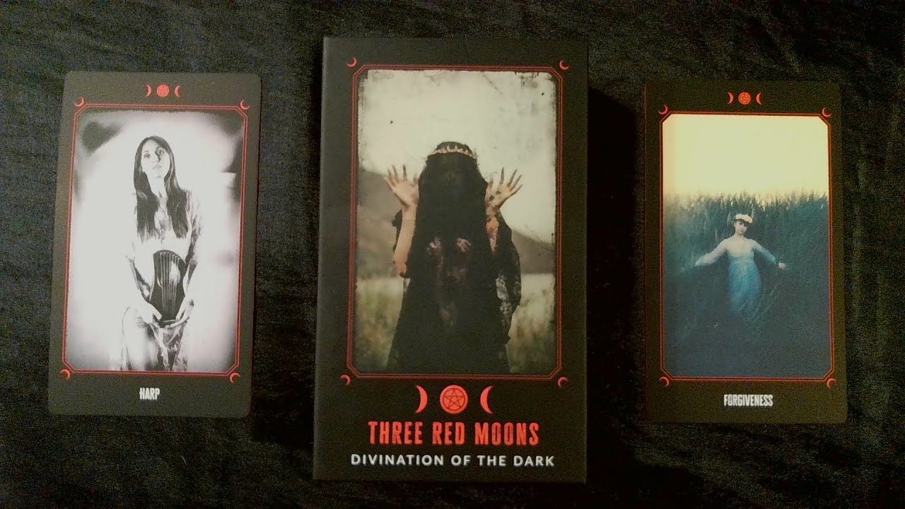 Meet the Three Red Moons Deck