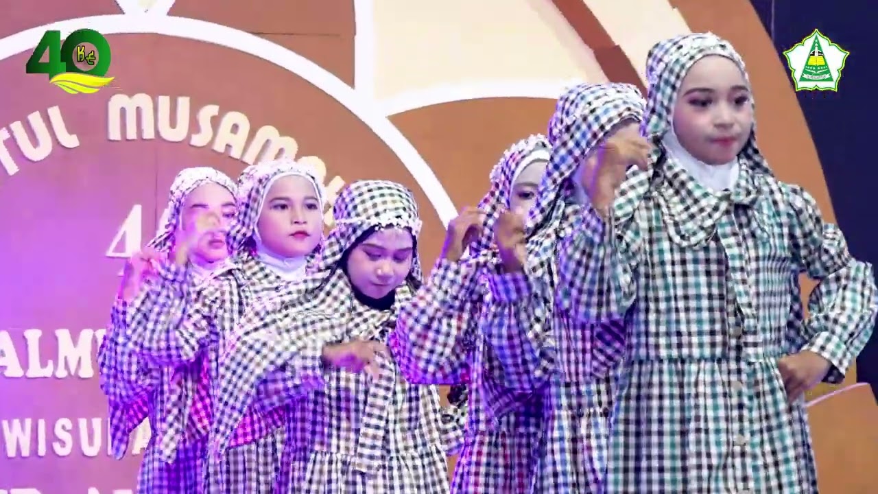 Gambus putri ll HAFLATUL IMTIHAN KE-40 MD AL-MUSLIMIYAH 