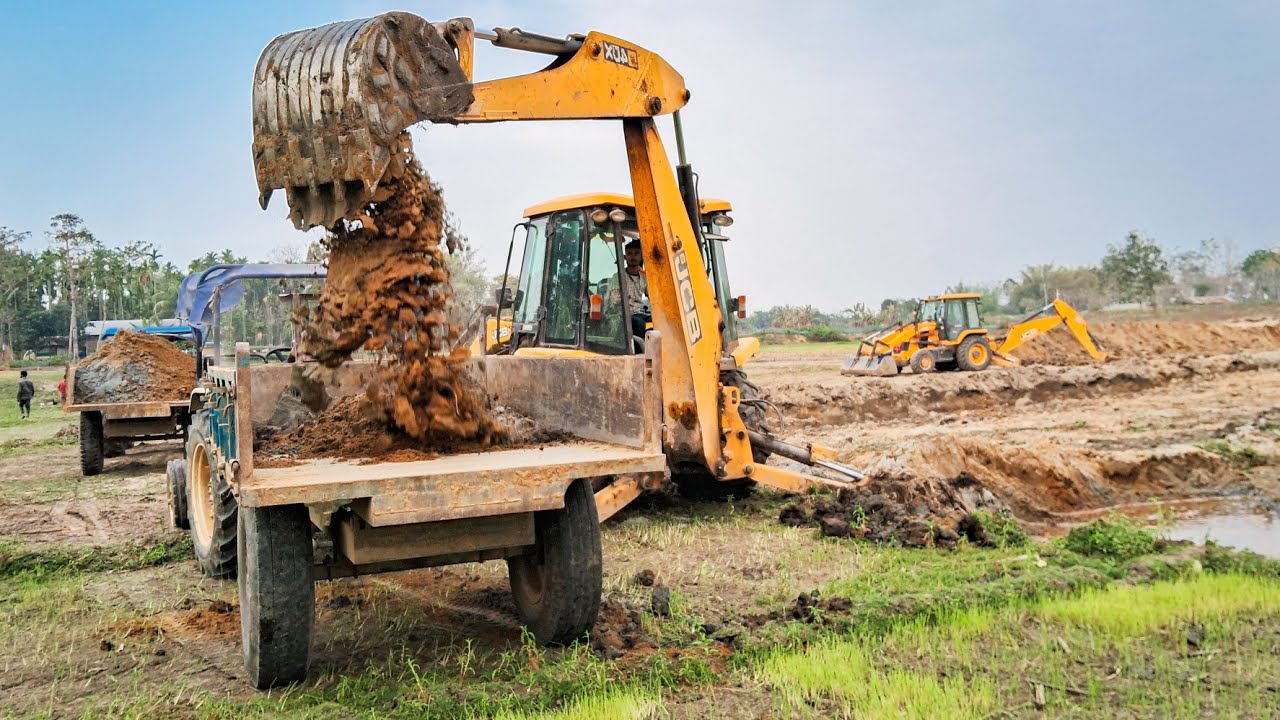 JCB 4DX Making A New Pond And Loading Mud In Many Tractors | Tractor Trolley Pulling Video