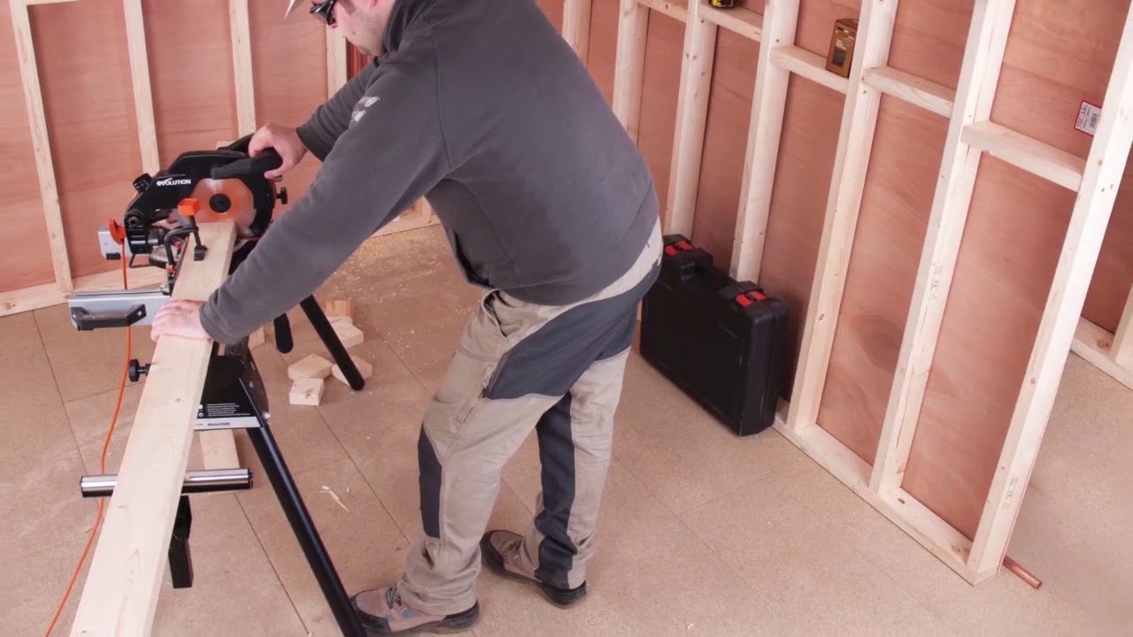 R210CMS Multipurpose Compound Mitre Saw