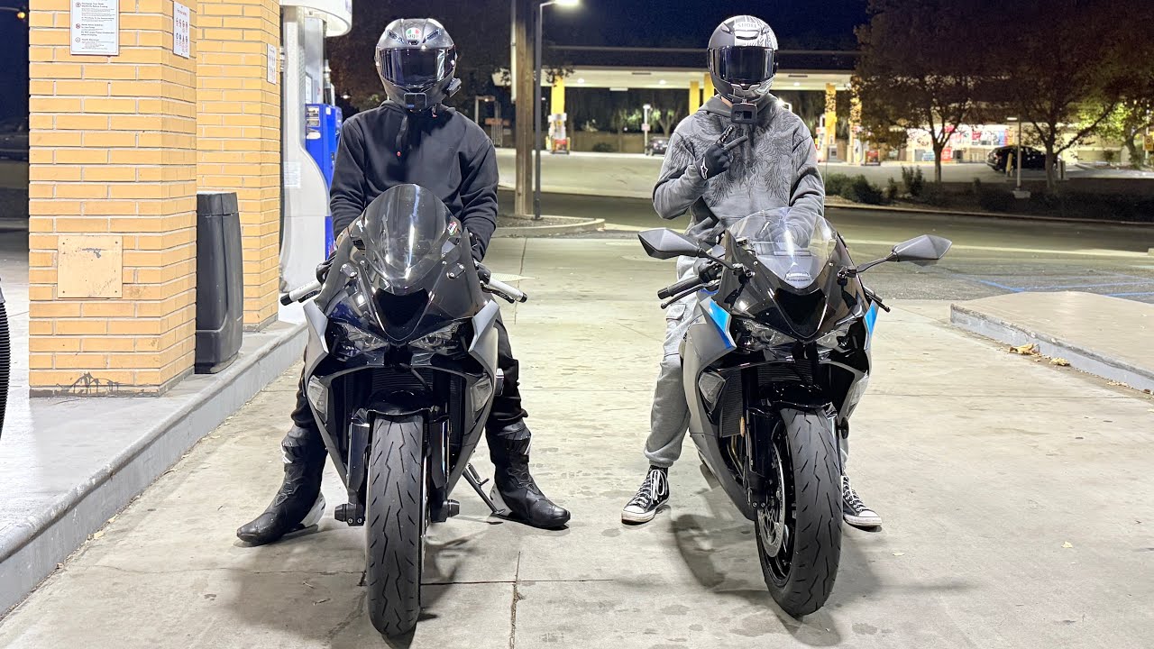 Twin ZX-6Rs take over the streets