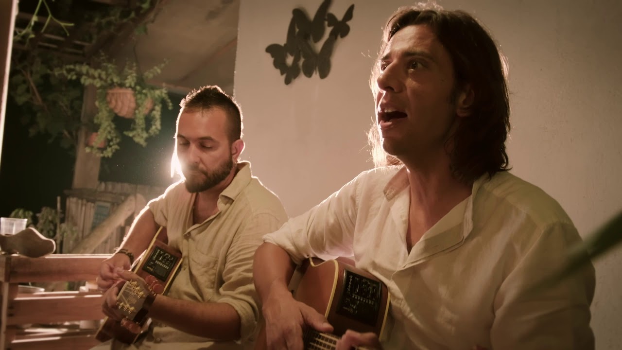 Marta & Gregori - Qualsevol nit pot sortir el sol (Video Cover)