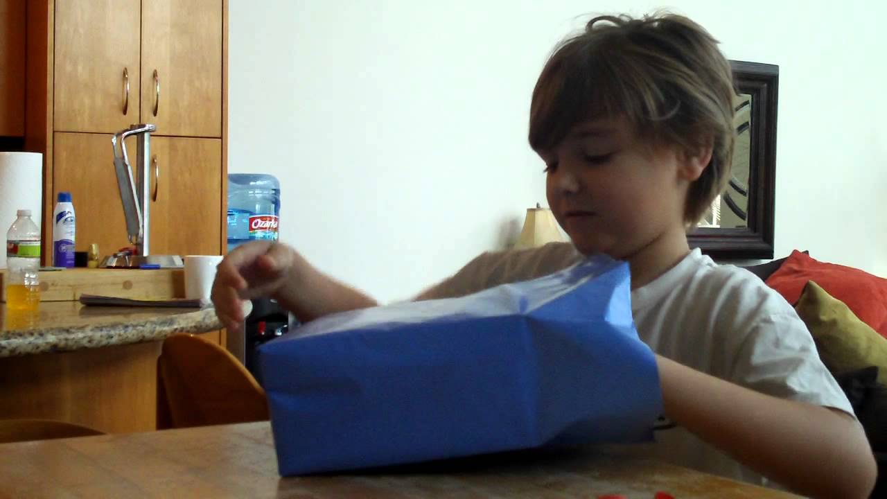 Isaac gets an ipod touch for his birthday