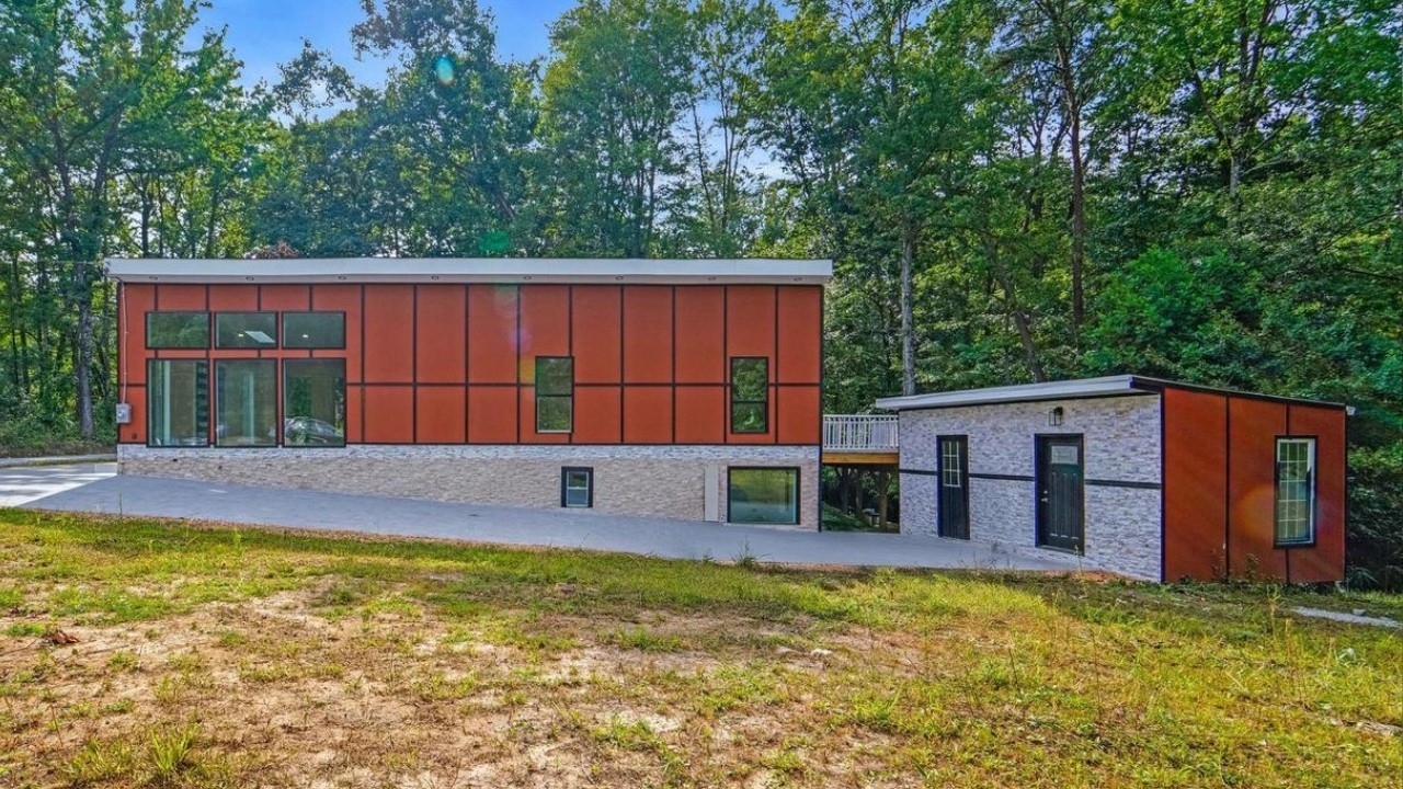 I've Never Seen A Modern House Like This Before (Fort Washington MD)