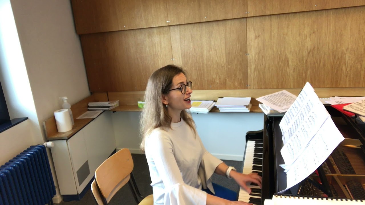 Nedda - Stridono lassu - Pagliacci