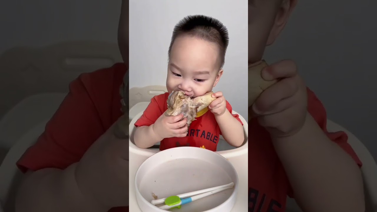 Our Baby's Favorite SUPERFOODS for Self-Feeding! #cute #baby #eating #cutebabyshorts