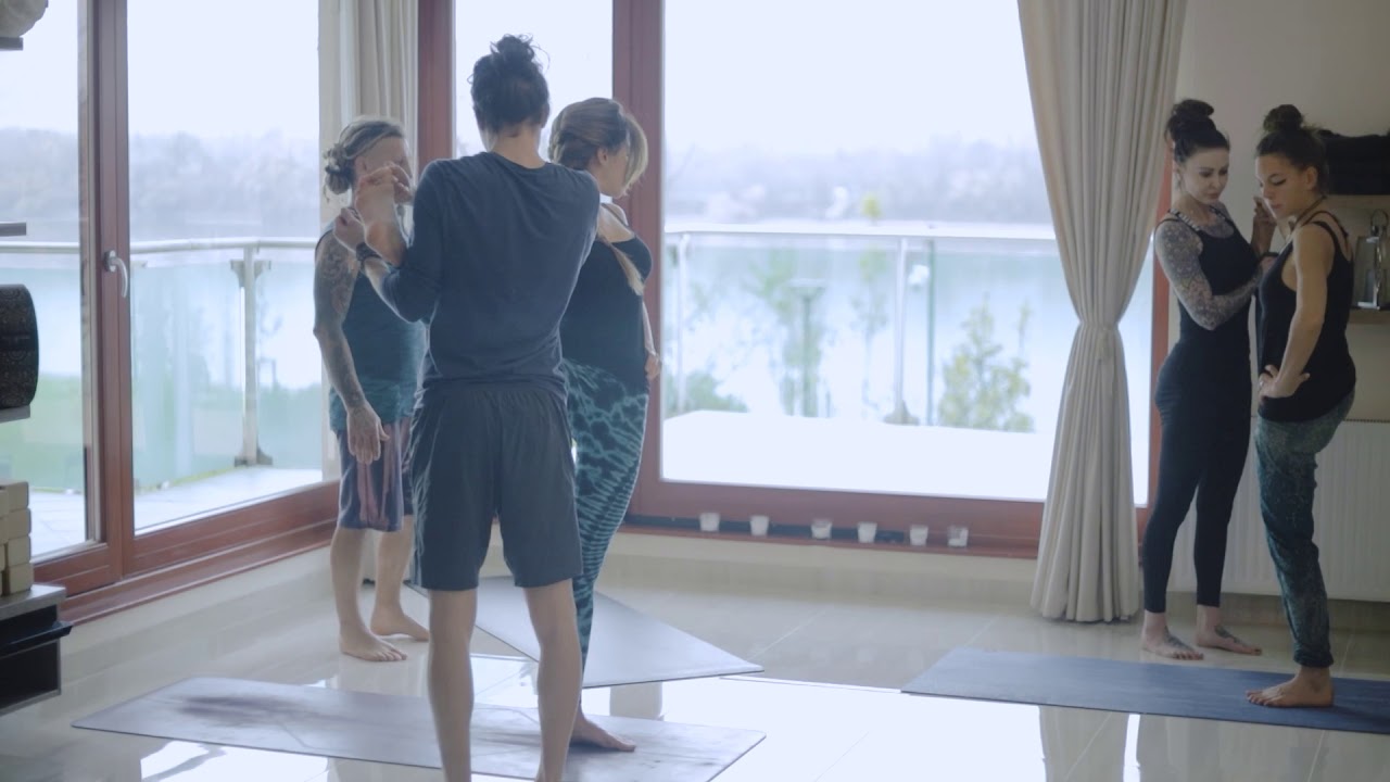 Toldi Csaba Ashtanga jóga