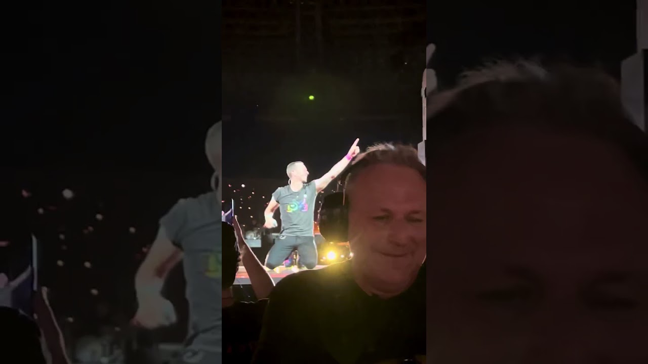 Coldplay - Fix You live in Naples, 22/06/2023