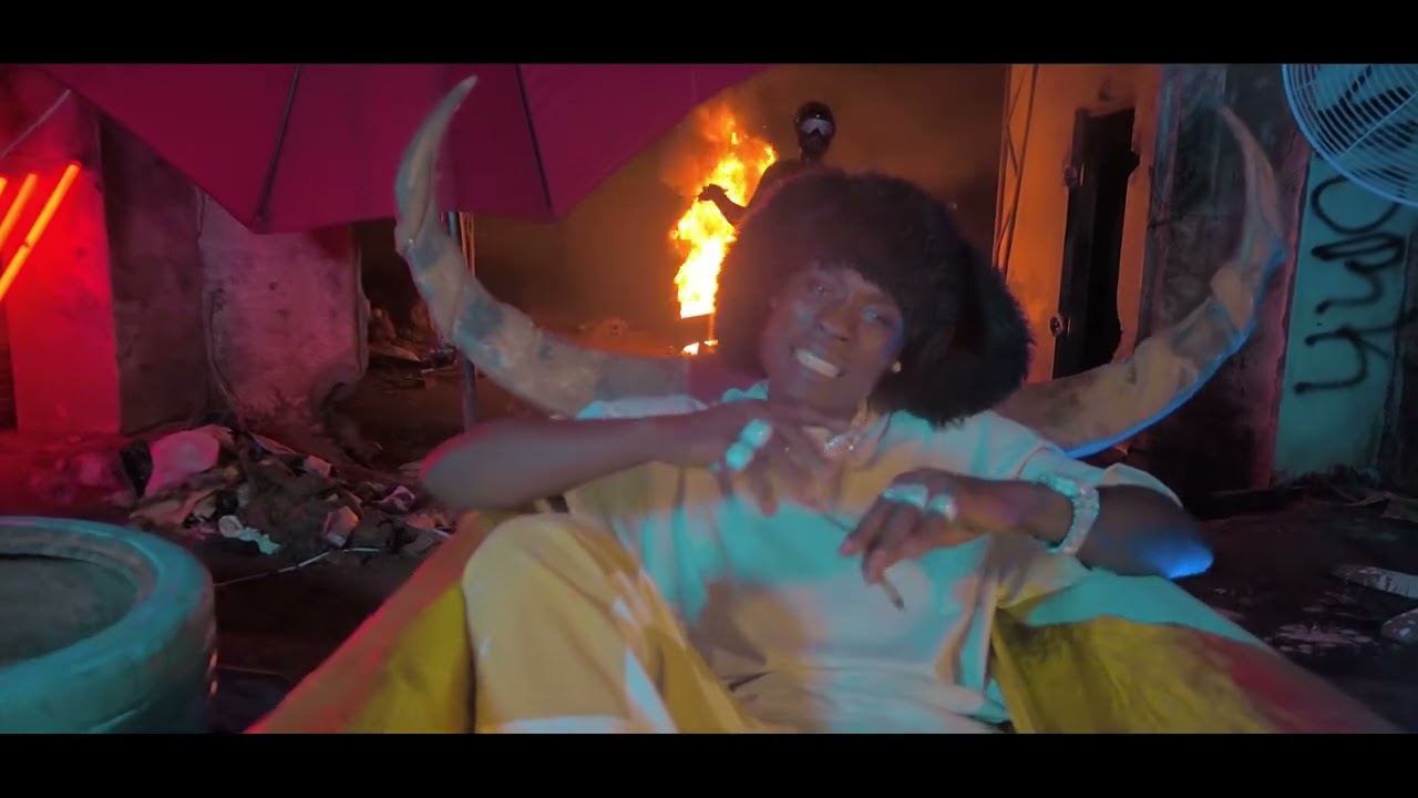 Kiddy Penamboko - [ Work Official Video Director Merlin Caren]