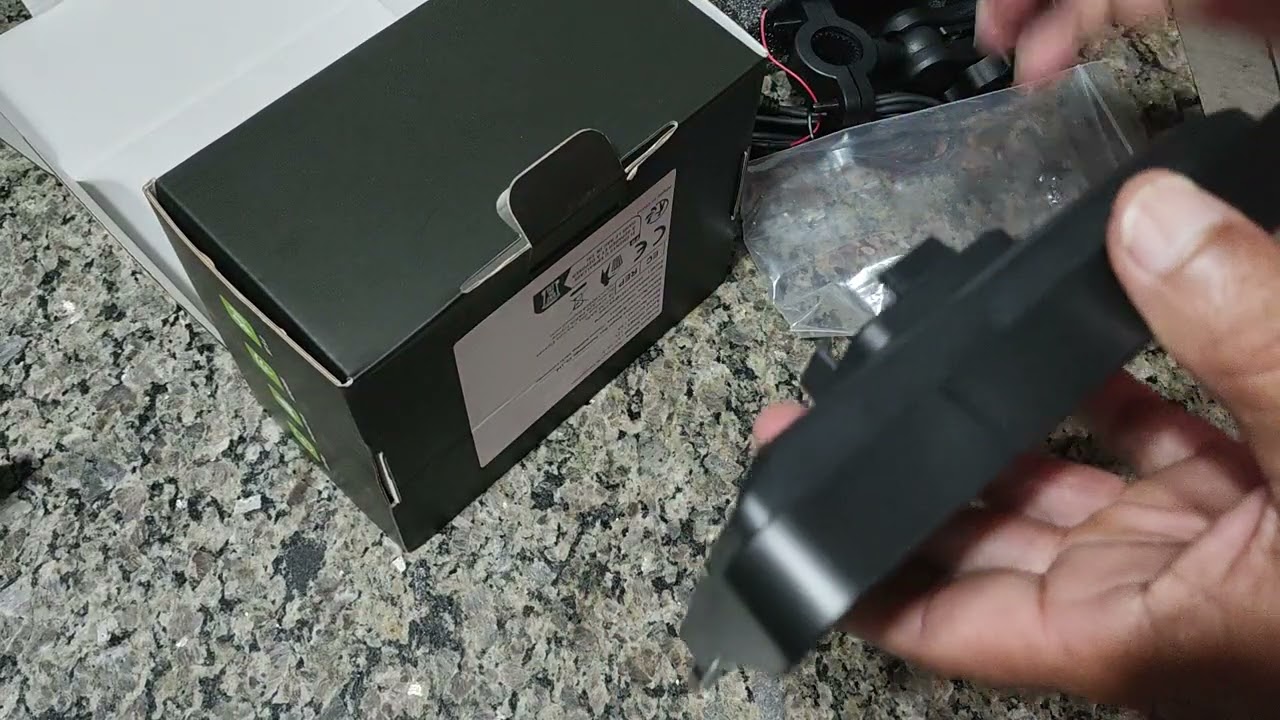 Unboxing da multimídia modelo M11A-5