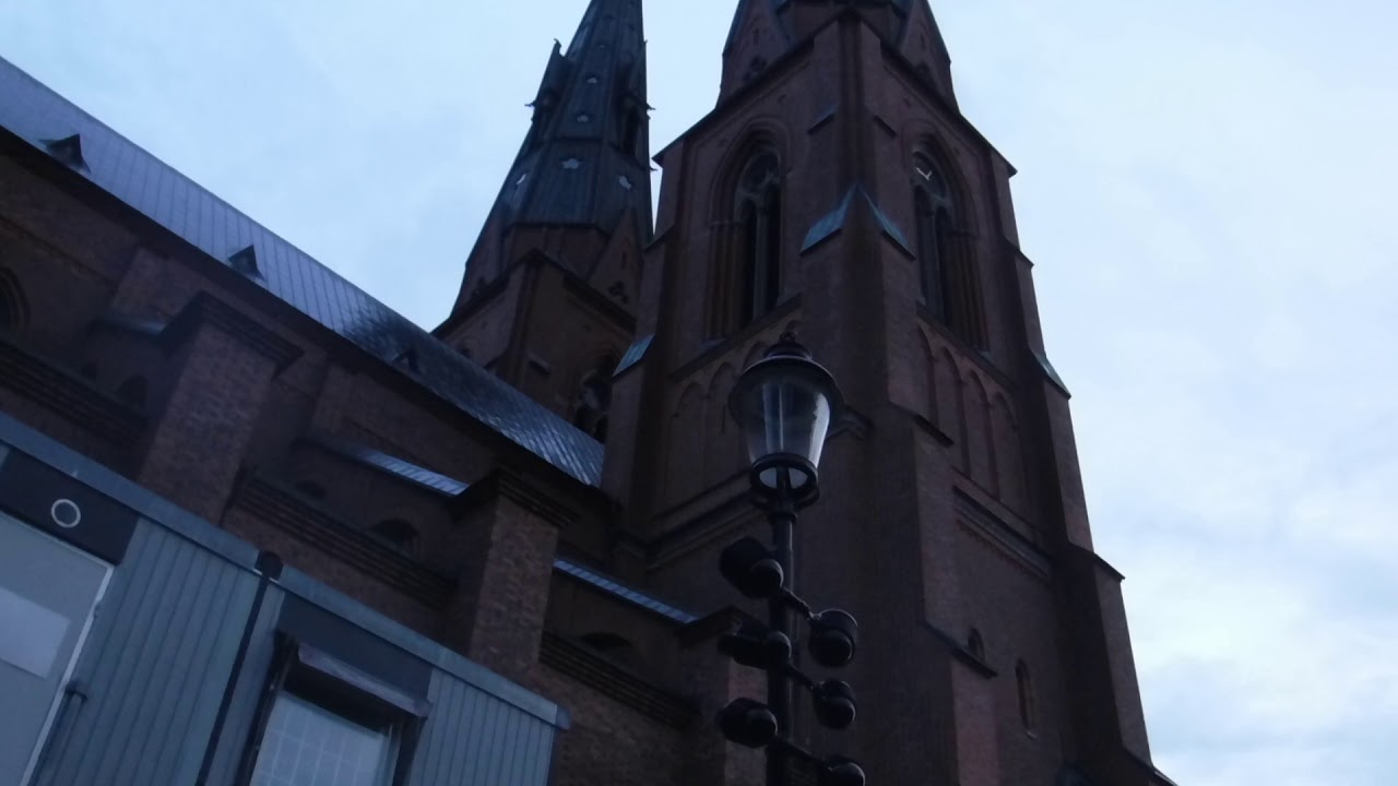 ringning med alla 5 klockorna i uppsala domkyrka 6e augusti kl21.00