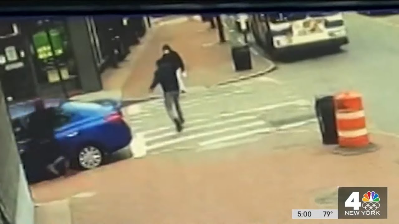 Caught on Camera: Gunman Shoots 2 People on NYC Bus | NBC New York