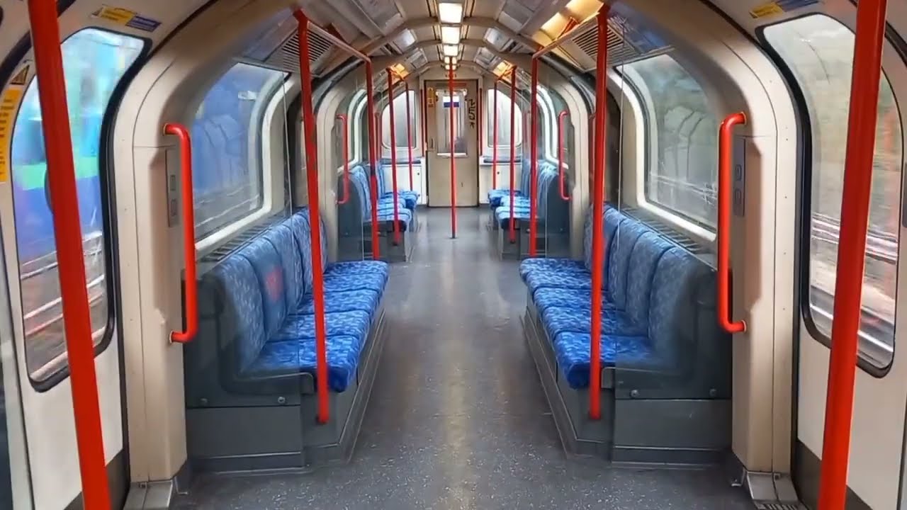 Central Line 1992 Stock Train: EAST ACTON - NORTH ACTON