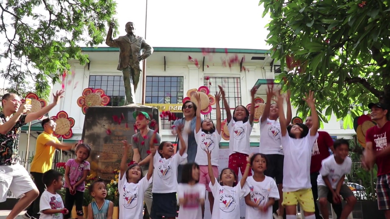 Happy Birthday Dolphy!