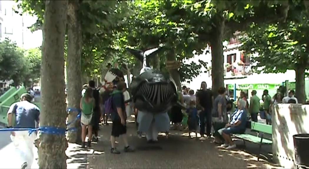 Arraun eguna 2012 - Marrazki lehiaketa eta buruhandiak - Hondarribia Arraun