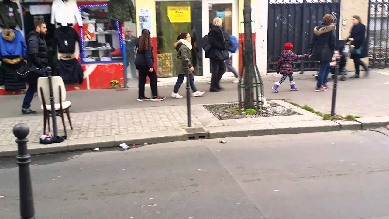 Hollyhood Capital 22, rue Doudeauville 75018 Paris in God we trust in the Street we believe !