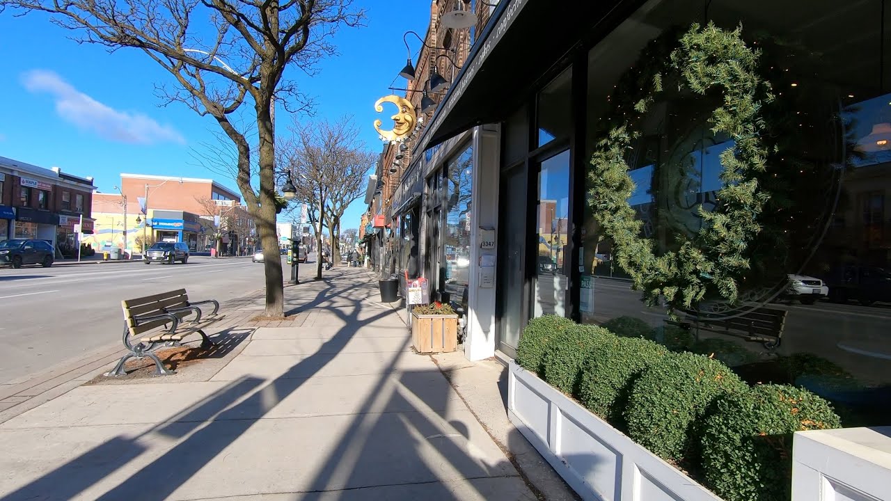 Toronto Walk 4K: walking Uptown Yonge street to Lawrence Yonge Village and Hoggs Hollow neighborhood